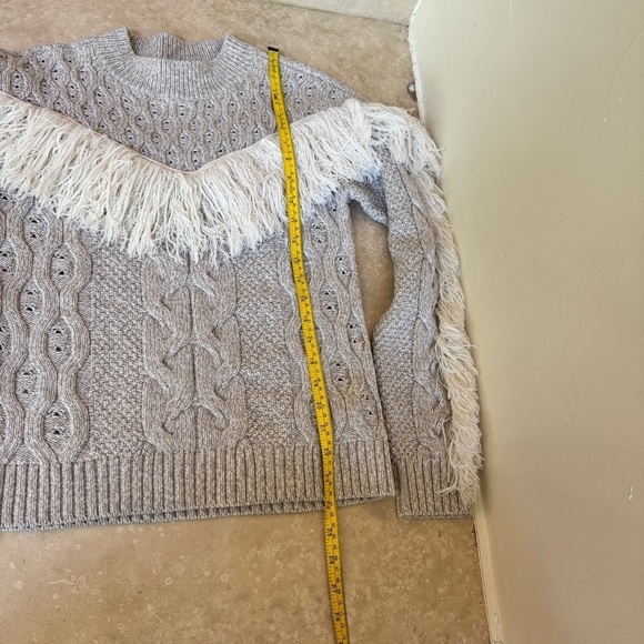 Amur Ulla Fringe Beige Cable Knit Merino Wool Round Neck Womens Size S Pullover - Picture 13 of 16
